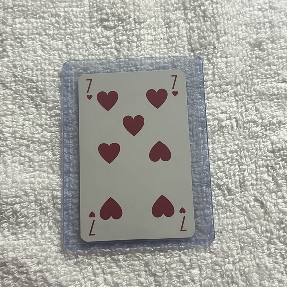 Louis Vuitton blue playing card 7 of hearts with COA - Picture 2 of 4